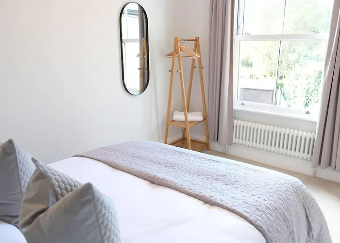 Cleveland With Letsstay * York