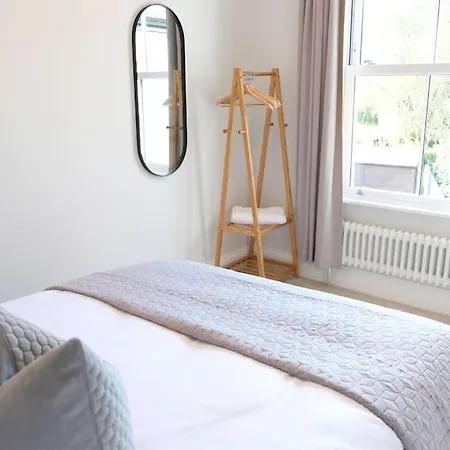 Cleveland With Letsstay * York