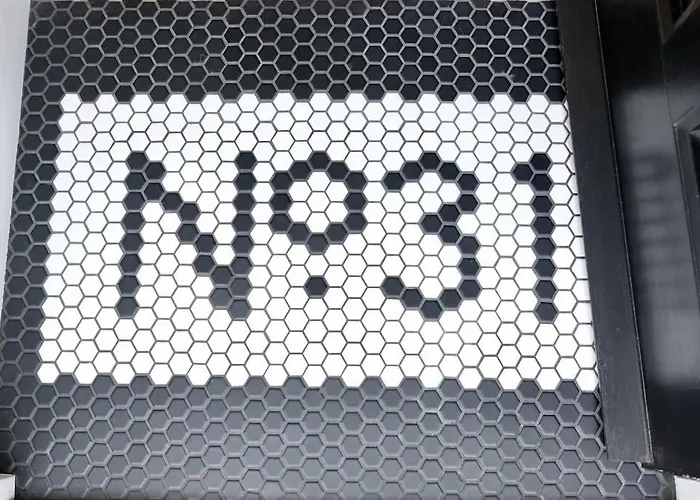 Cleveland With Letsstay *